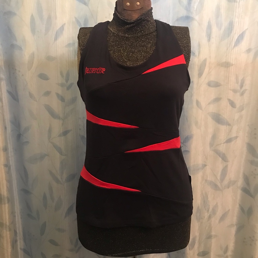 Jazzercise Athletic Top with built-in bra, size M